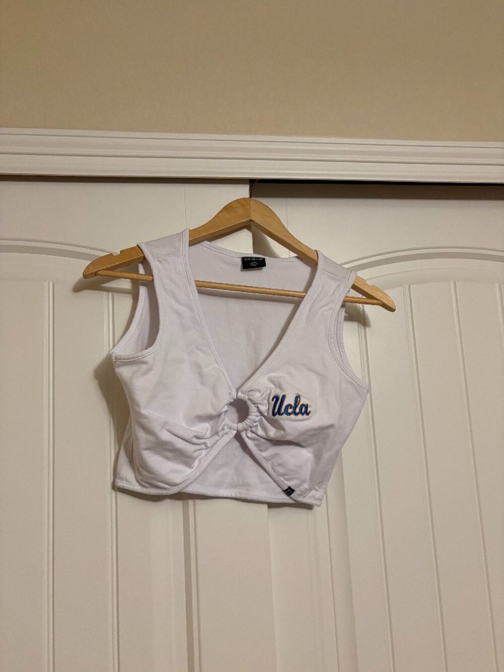 UCLA Bruins Crop Top Hype and Vice XL Xtra Large White Sleeveless Cutout Cotton